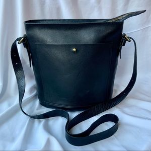 Madewell Transport Bucket Bag - Black - Leather Madewell Bag